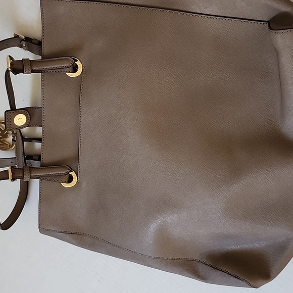 MICHAEL KORS Taupe Saffiano Leather Large Tote Shoulder Bag - Picture 2 of 6